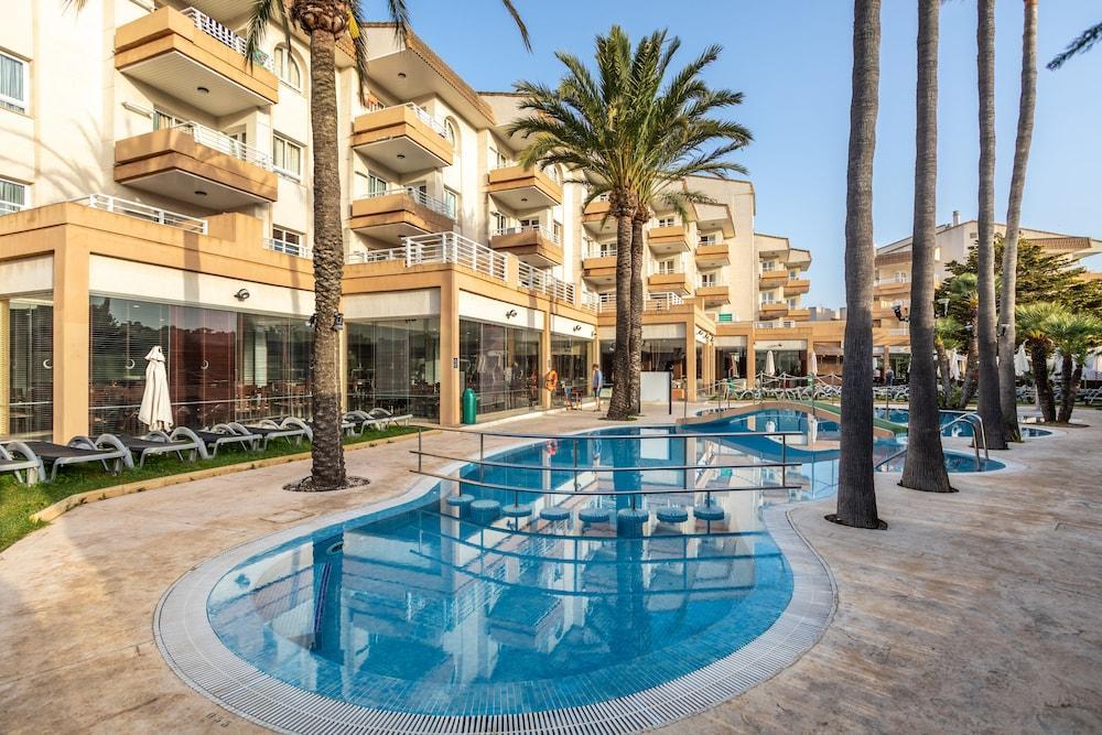 Hotel Illot Suites Cala Ratjada  Eksteriør billede